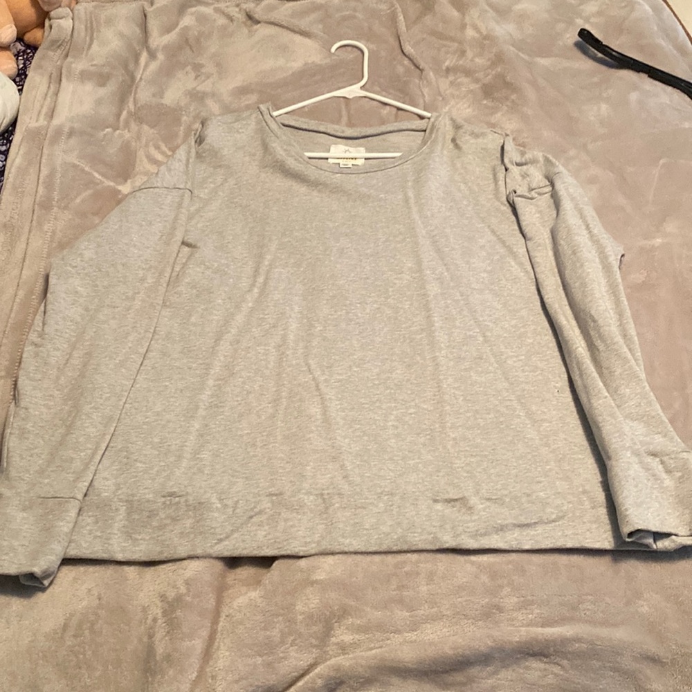 grey sweater